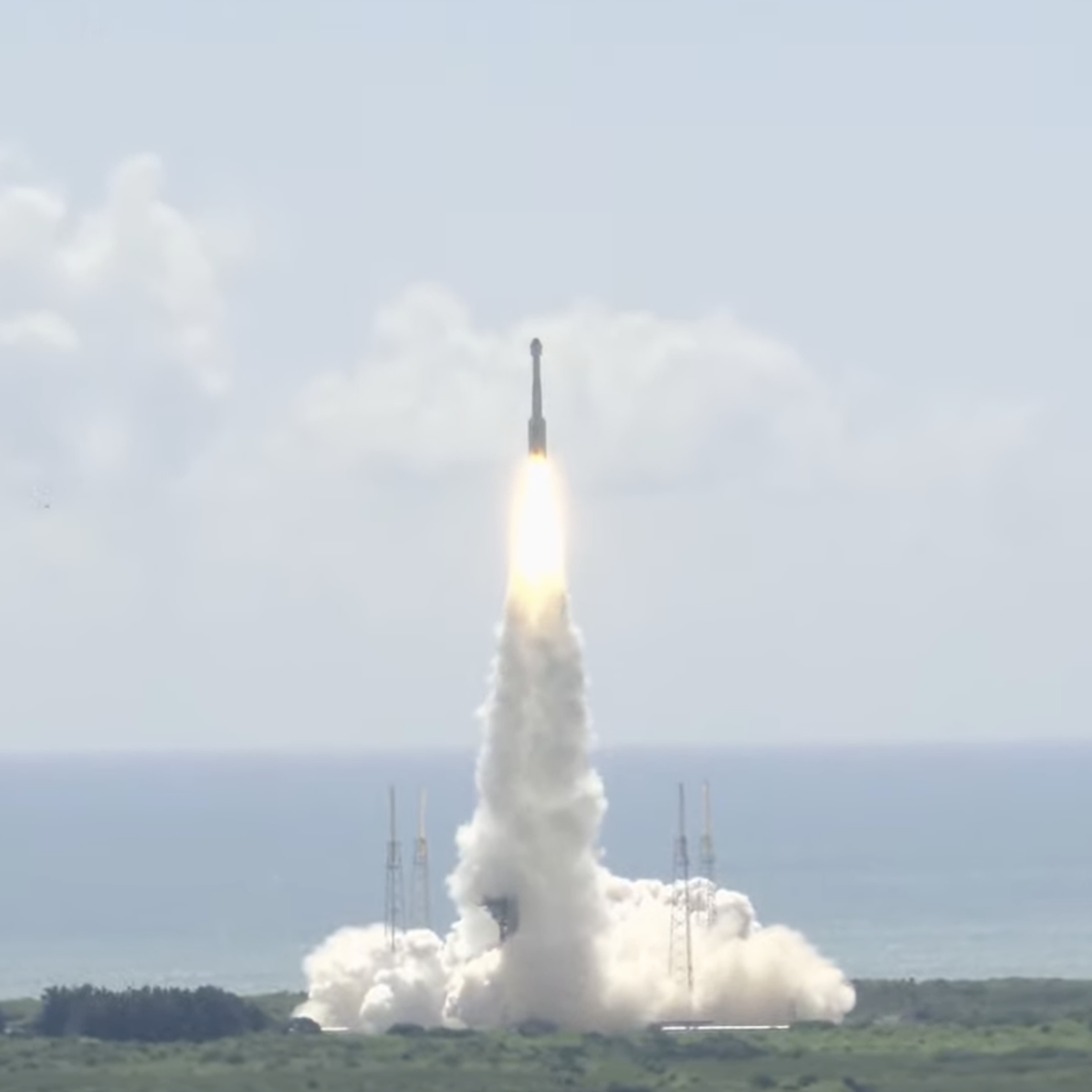 An image showing the Boeing Starliner taking off